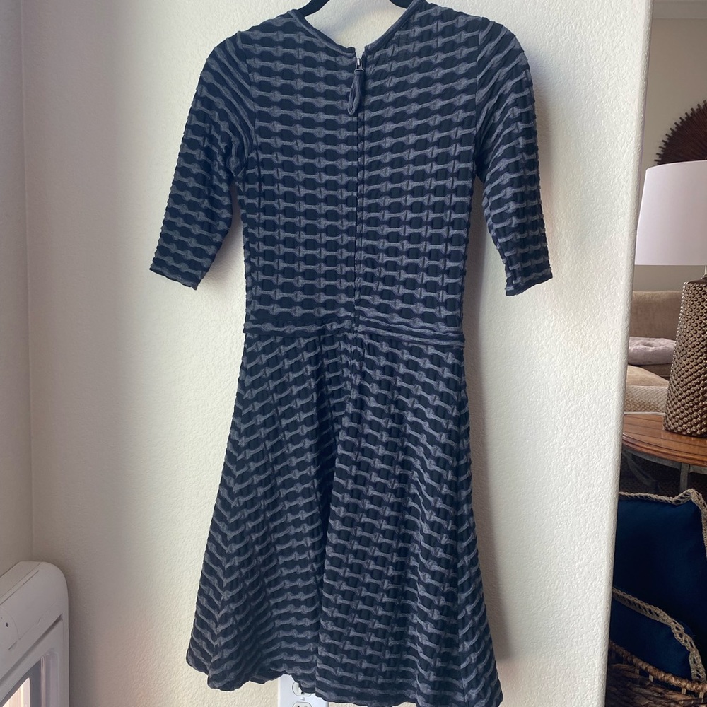 Max Studio Dress - Picture 3 of 3
